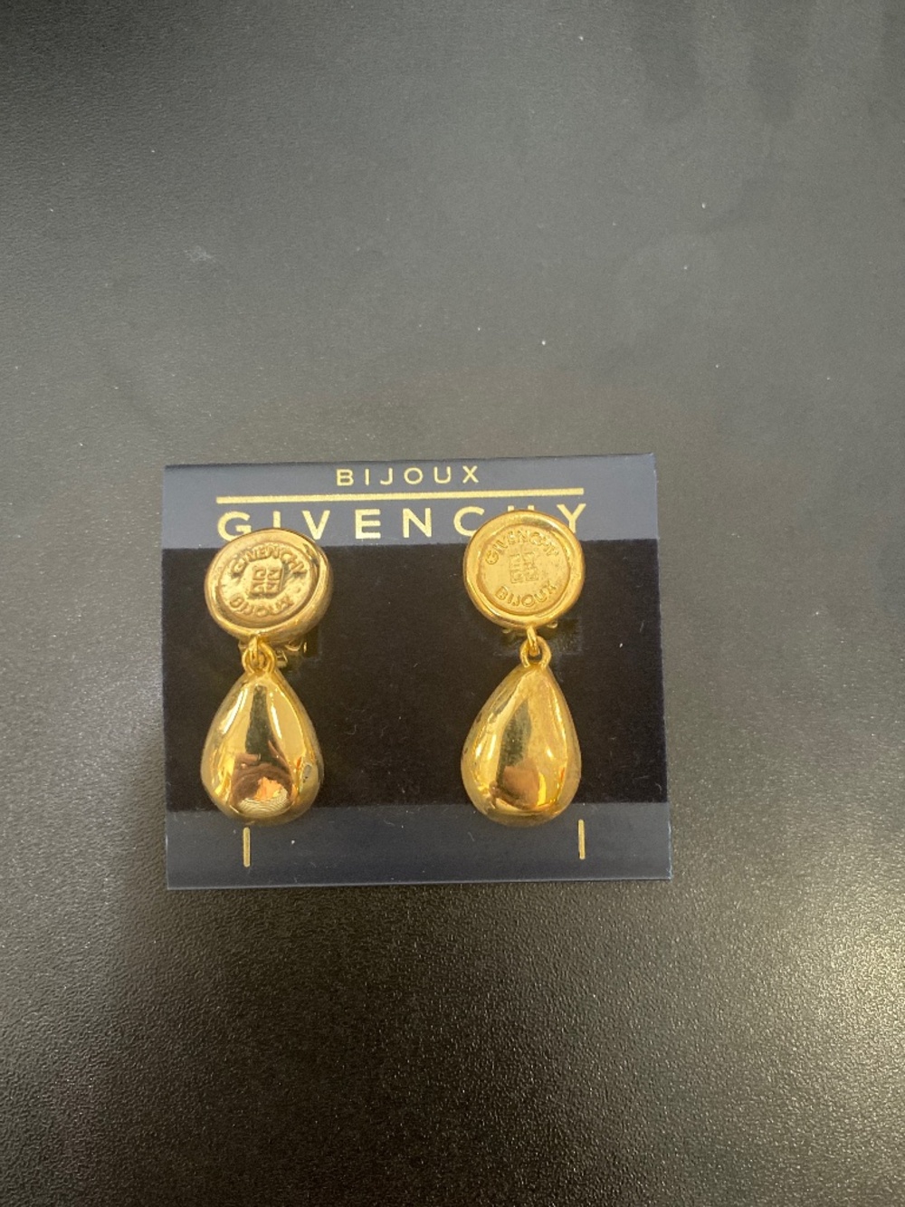 Clip Givenchy Vintage Earrings
